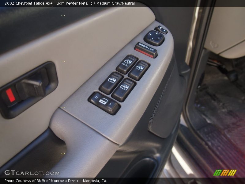 Light Pewter Metallic / Medium Gray/Neutral 2002 Chevrolet Tahoe 4x4