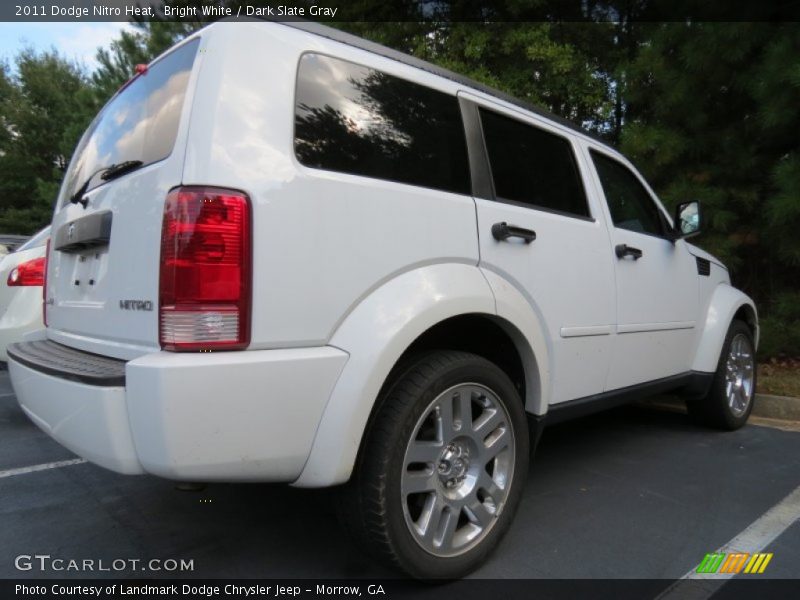 Bright White / Dark Slate Gray 2011 Dodge Nitro Heat