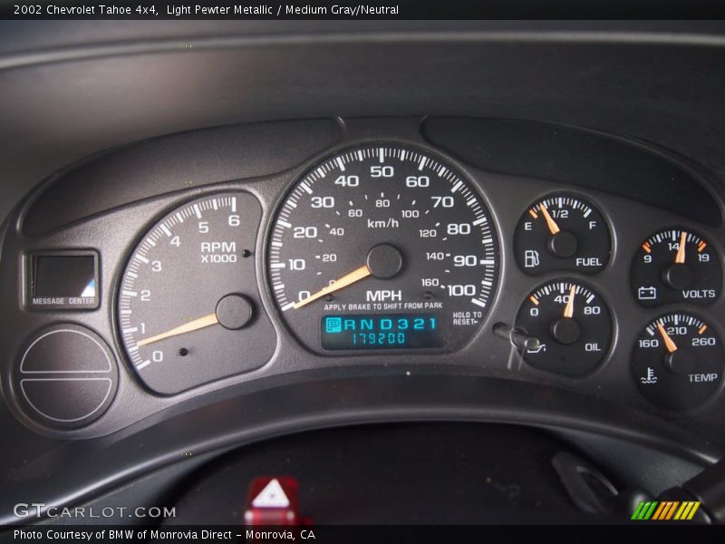 Light Pewter Metallic / Medium Gray/Neutral 2002 Chevrolet Tahoe 4x4