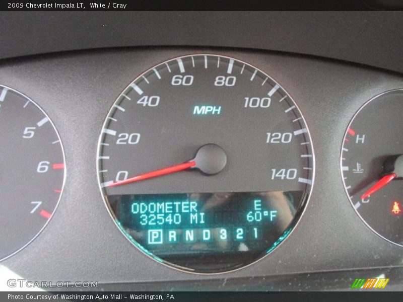 White / Gray 2009 Chevrolet Impala LT