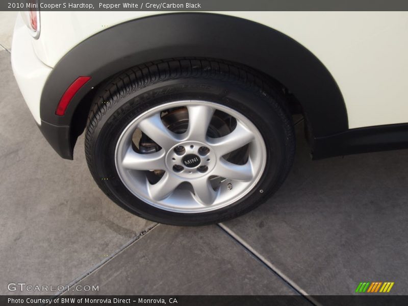 Pepper White / Grey/Carbon Black 2010 Mini Cooper S Hardtop