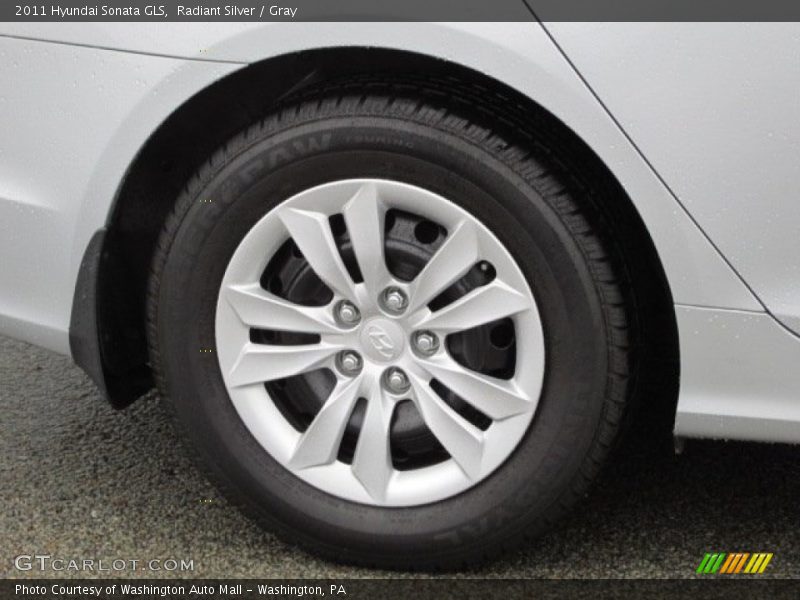 Radiant Silver / Gray 2011 Hyundai Sonata GLS