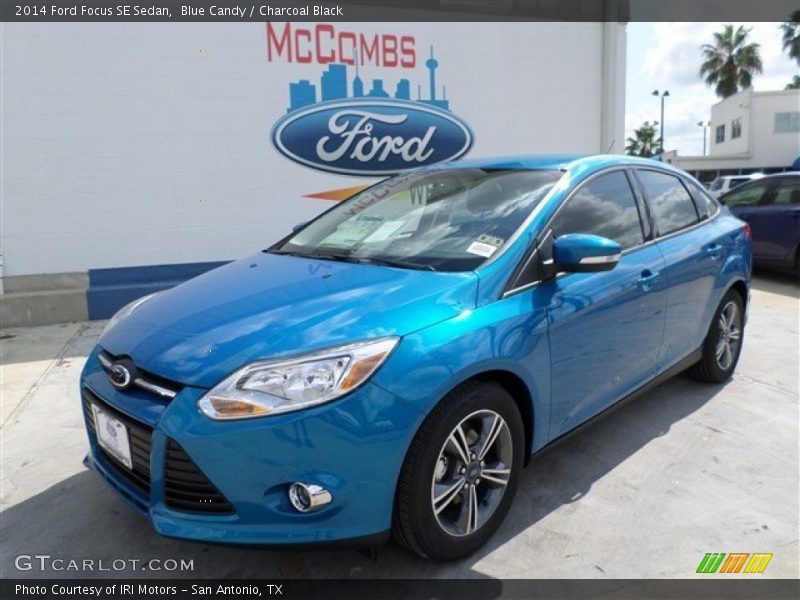 Blue Candy / Charcoal Black 2014 Ford Focus SE Sedan