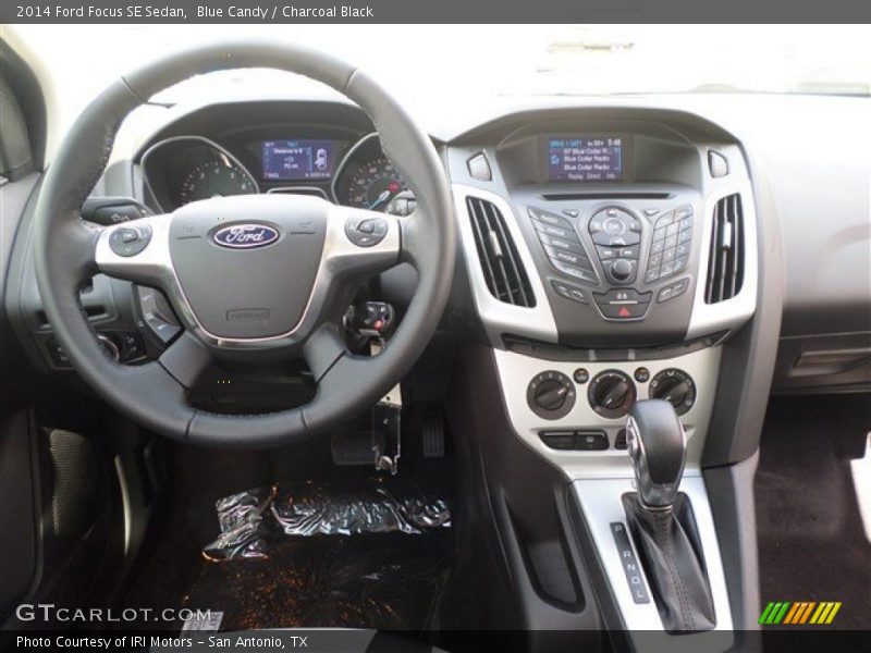 Blue Candy / Charcoal Black 2014 Ford Focus SE Sedan
