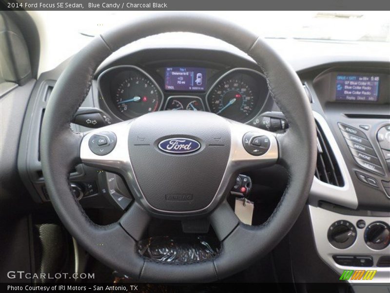 Blue Candy / Charcoal Black 2014 Ford Focus SE Sedan