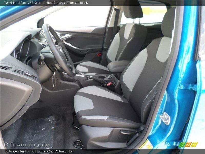 Blue Candy / Charcoal Black 2014 Ford Focus SE Sedan