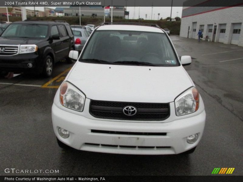 Super White / Dark Charcoal 2004 Toyota RAV4 4WD