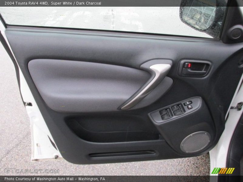 Super White / Dark Charcoal 2004 Toyota RAV4 4WD
