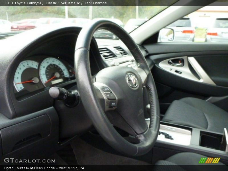 Classic Silver Metallic / Dark Charcoal 2011 Toyota Camry SE