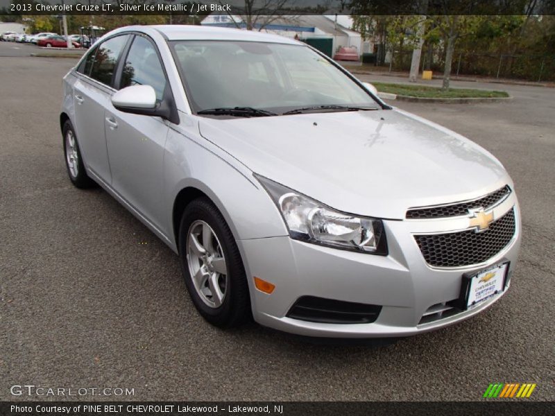 Silver Ice Metallic / Jet Black 2013 Chevrolet Cruze LT