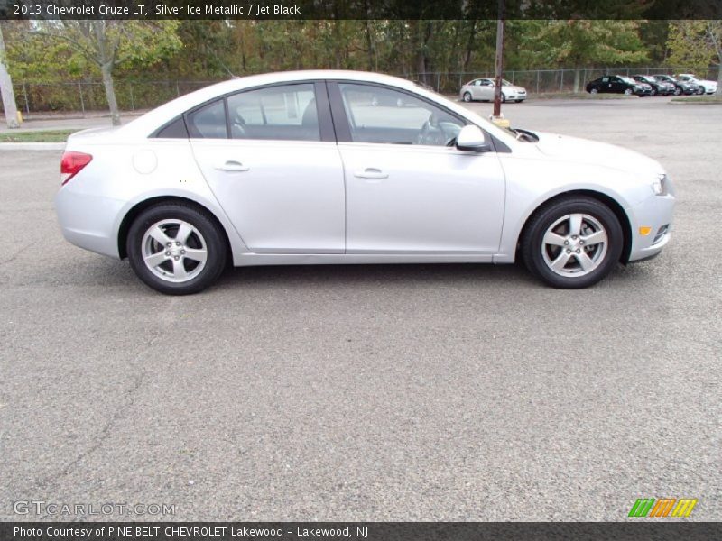 Silver Ice Metallic / Jet Black 2013 Chevrolet Cruze LT