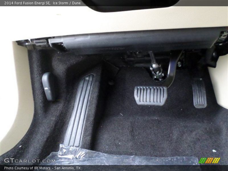 Ice Storm / Dune 2014 Ford Fusion Energi SE