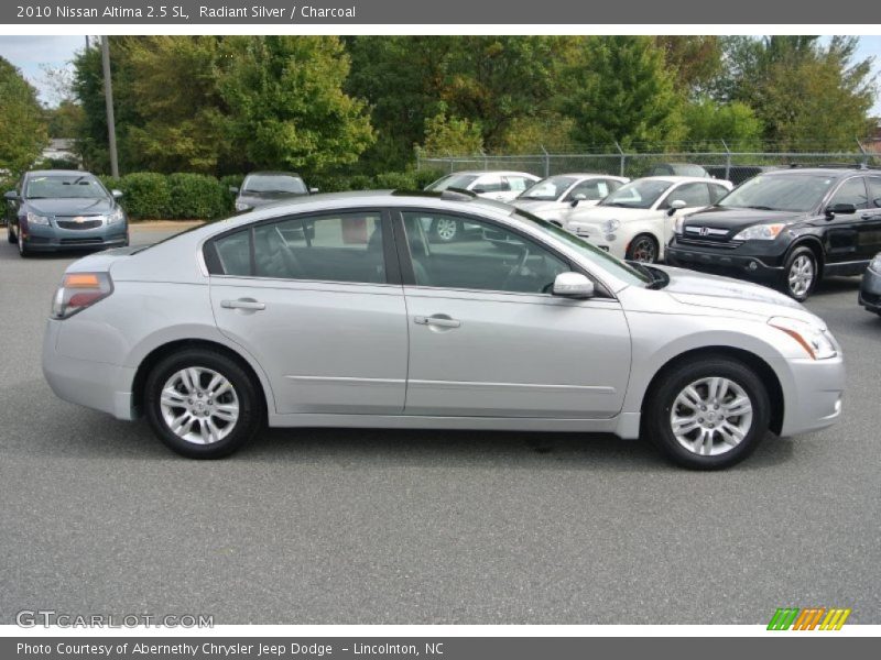 Radiant Silver / Charcoal 2010 Nissan Altima 2.5 SL