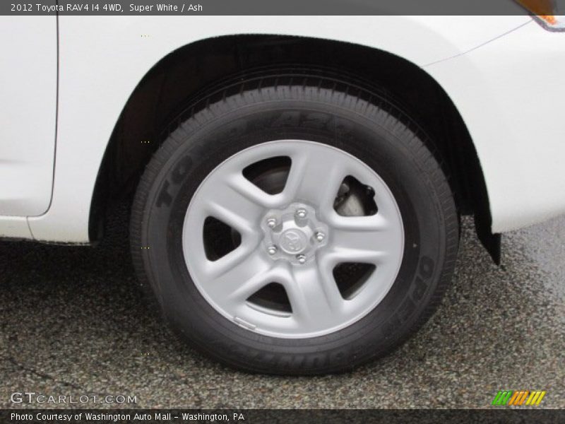 Super White / Ash 2012 Toyota RAV4 I4 4WD