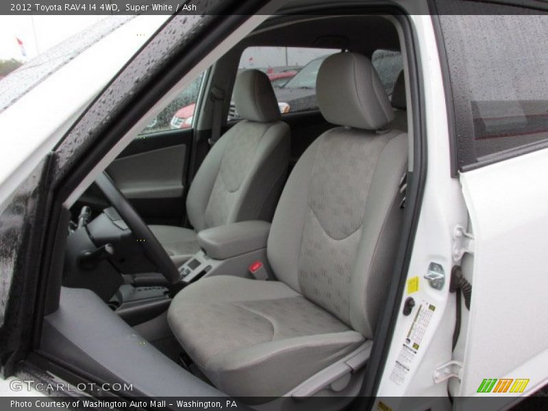 Super White / Ash 2012 Toyota RAV4 I4 4WD