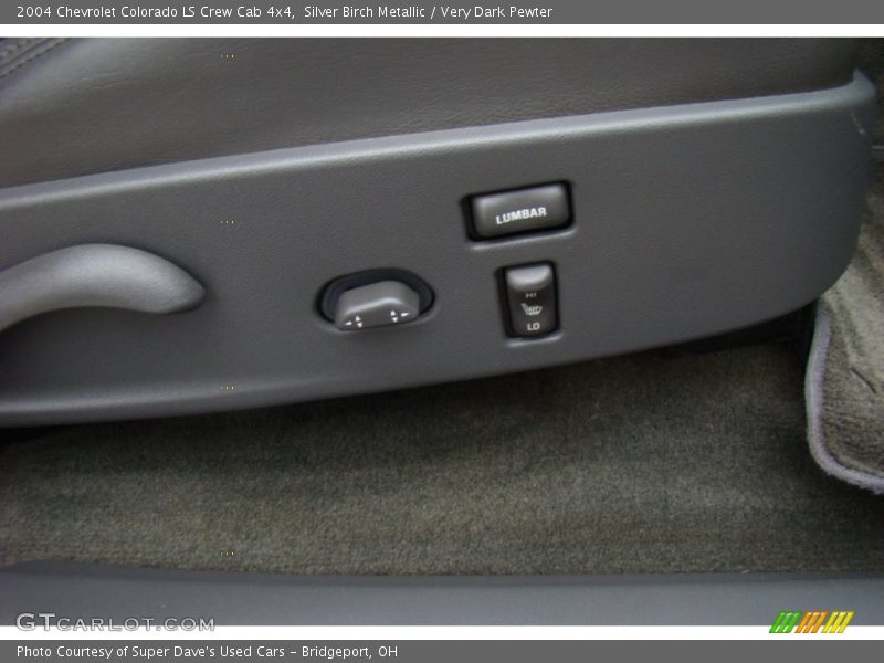 Silver Birch Metallic / Very Dark Pewter 2004 Chevrolet Colorado LS Crew Cab 4x4