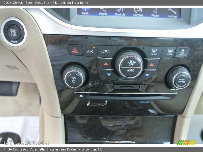 Gloss Black / Black/Light Frost Beige 2014 Chrysler 300