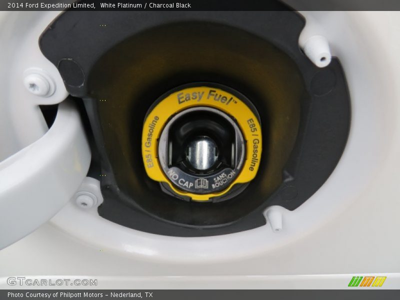 White Platinum / Charcoal Black 2014 Ford Expedition Limited