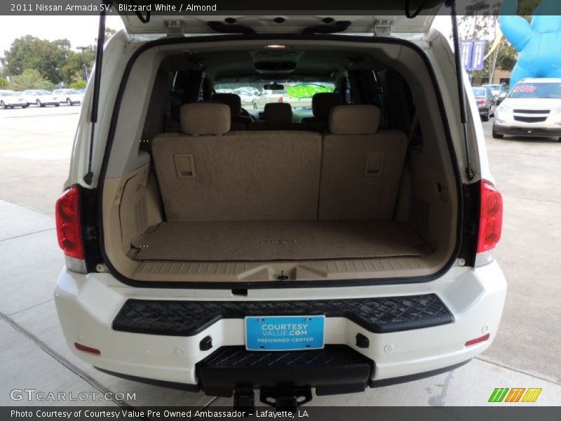 Blizzard White / Almond 2011 Nissan Armada SV
