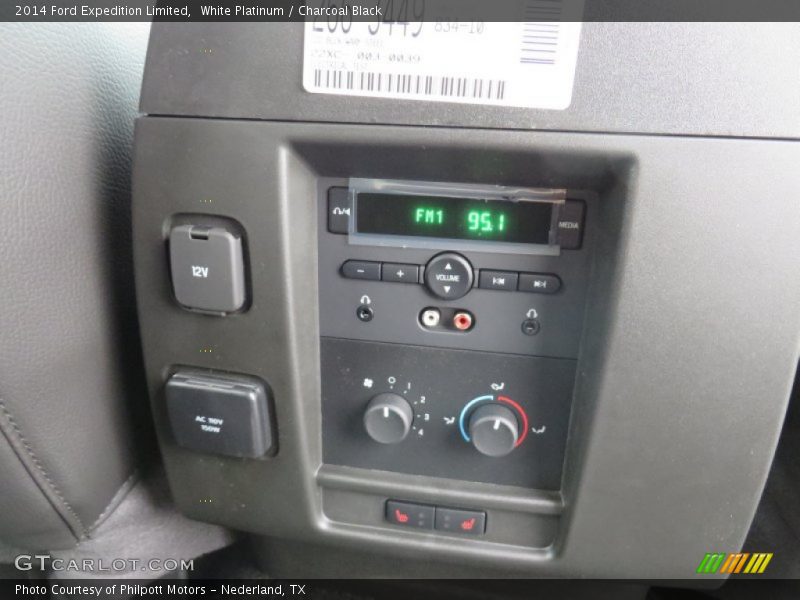 White Platinum / Charcoal Black 2014 Ford Expedition Limited
