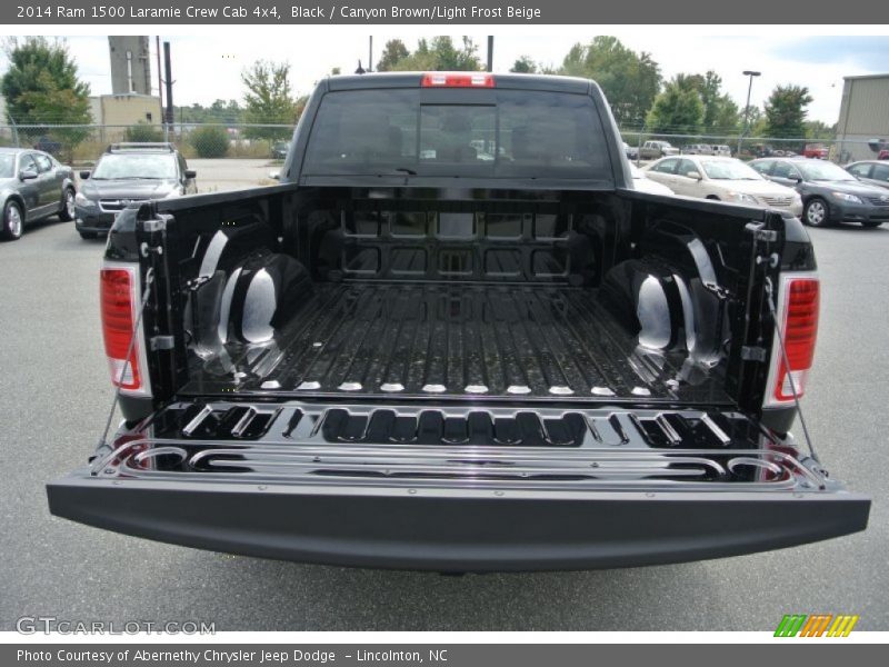  2014 1500 Laramie Crew Cab 4x4 Trunk