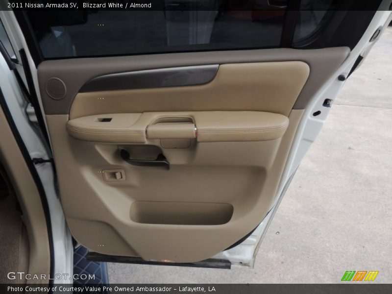 Blizzard White / Almond 2011 Nissan Armada SV