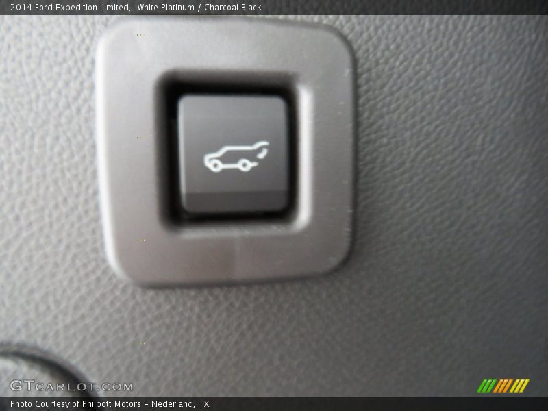 White Platinum / Charcoal Black 2014 Ford Expedition Limited