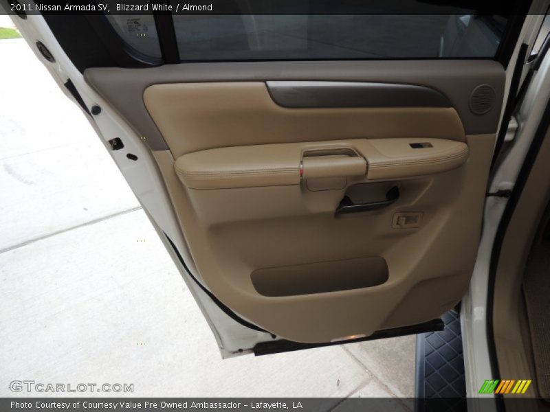 Blizzard White / Almond 2011 Nissan Armada SV