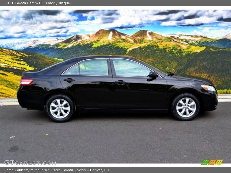 Black / Bisque 2011 Toyota Camry LE