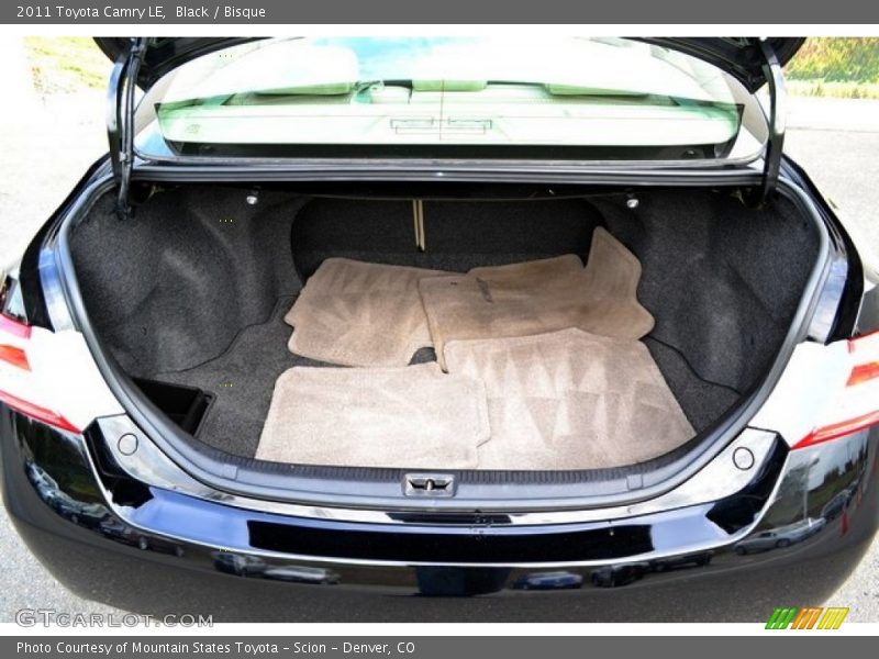 Black / Bisque 2011 Toyota Camry LE