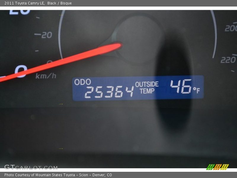 Black / Bisque 2011 Toyota Camry LE