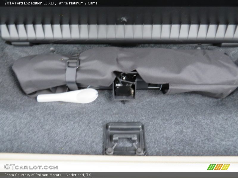 White Platinum / Camel 2014 Ford Expedition EL XLT