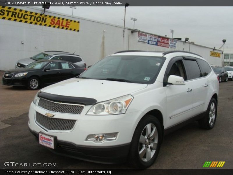 Summit White / Light Gray/Ebony 2009 Chevrolet Traverse LTZ AWD