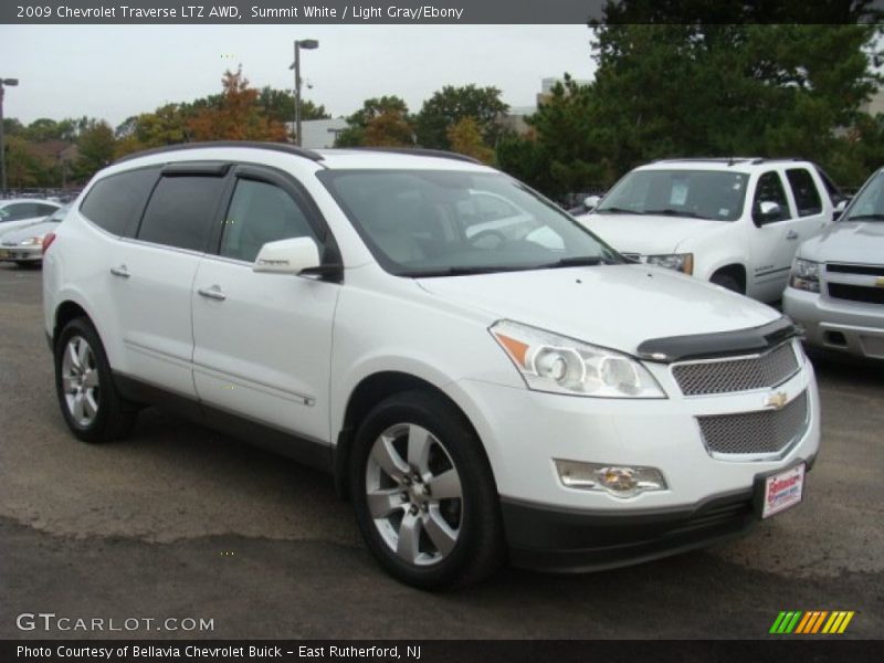 Summit White / Light Gray/Ebony 2009 Chevrolet Traverse LTZ AWD