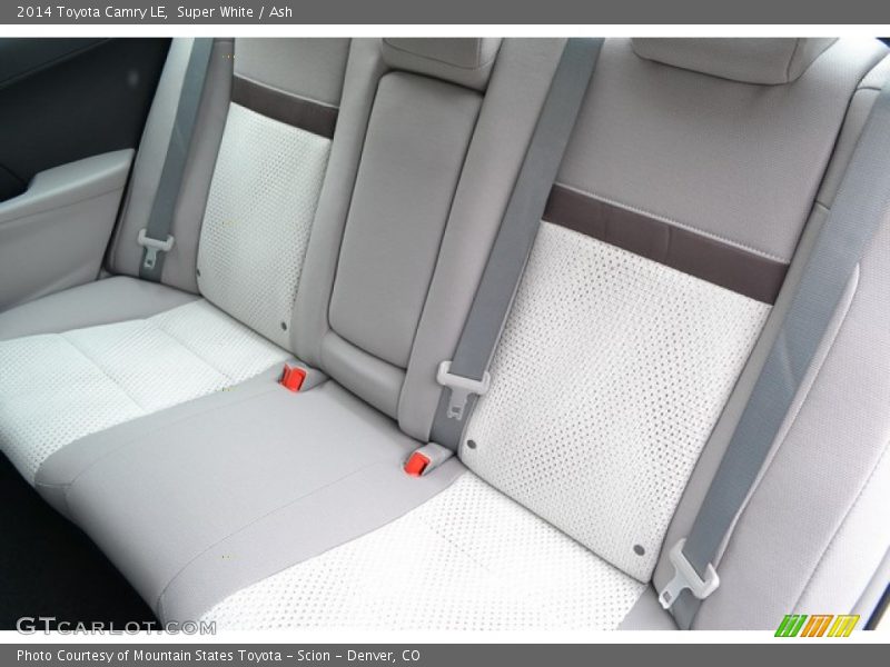 Super White / Ash 2014 Toyota Camry LE