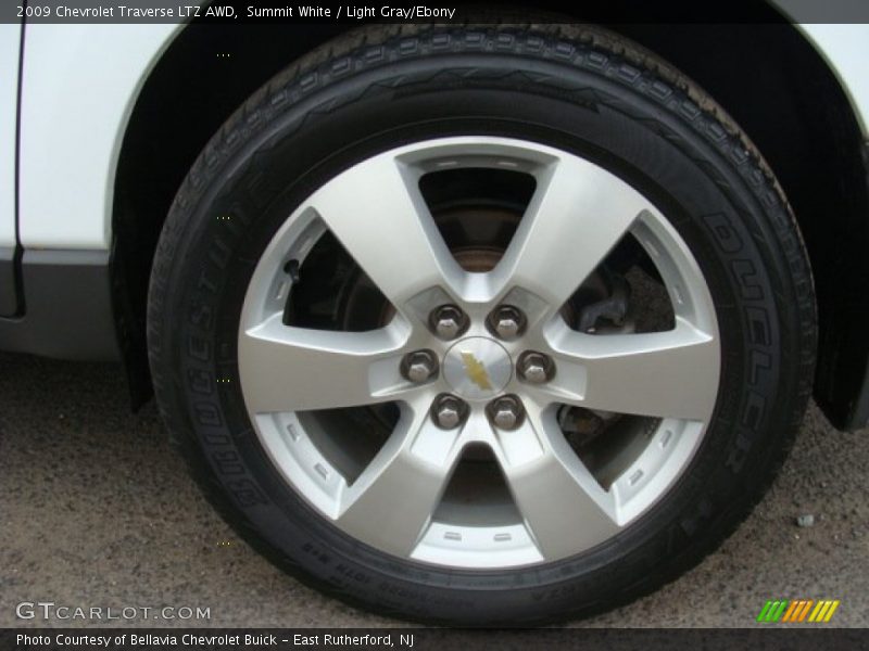 Summit White / Light Gray/Ebony 2009 Chevrolet Traverse LTZ AWD