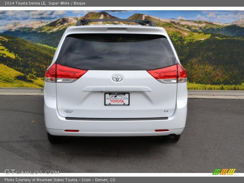 Super White / Bisque 2014 Toyota Sienna LE