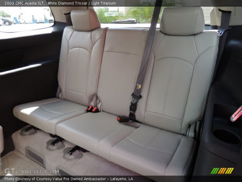 White Diamond Tricoat / Light Titanium 2009 GMC Acadia SLT