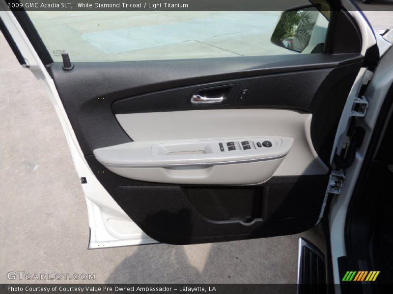 White Diamond Tricoat / Light Titanium 2009 GMC Acadia SLT