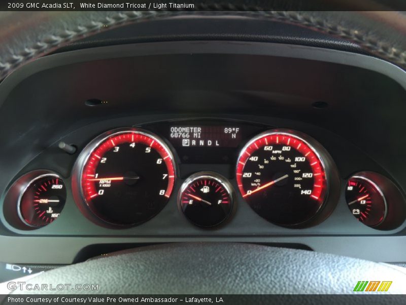 White Diamond Tricoat / Light Titanium 2009 GMC Acadia SLT