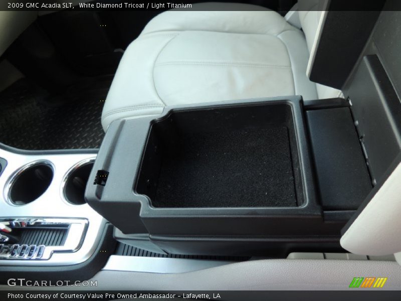White Diamond Tricoat / Light Titanium 2009 GMC Acadia SLT