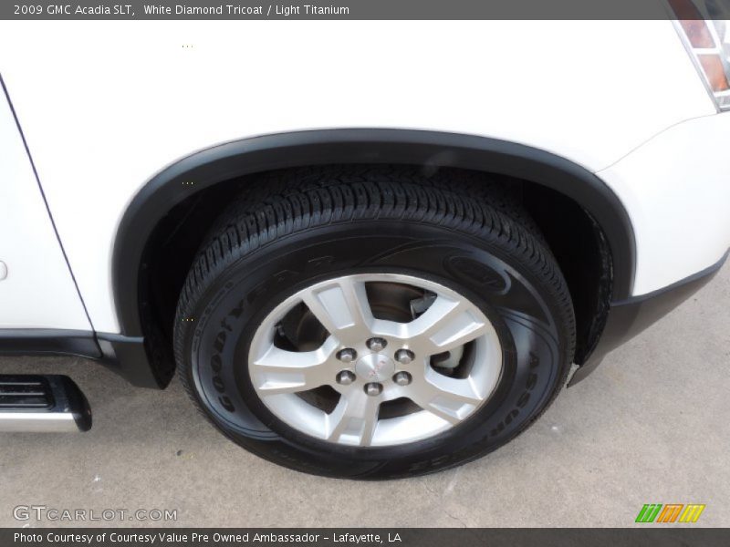 White Diamond Tricoat / Light Titanium 2009 GMC Acadia SLT