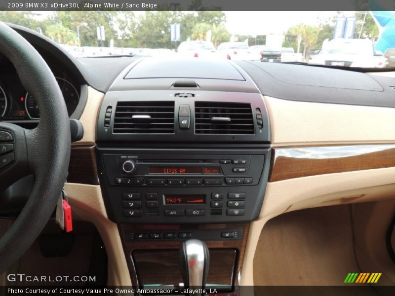 Alpine White / Sand Beige 2009 BMW X3 xDrive30i