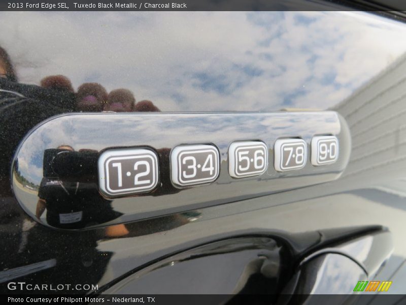 Tuxedo Black Metallic / Charcoal Black 2013 Ford Edge SEL