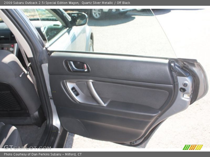 Quartz Silver Metallic / Off Black 2009 Subaru Outback 2.5i Special Edition Wagon