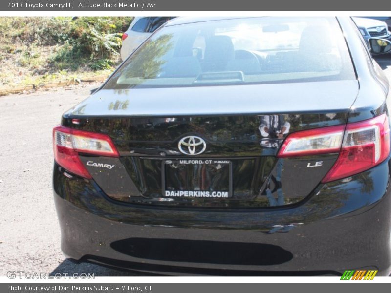 Attitude Black Metallic / Ash 2013 Toyota Camry LE