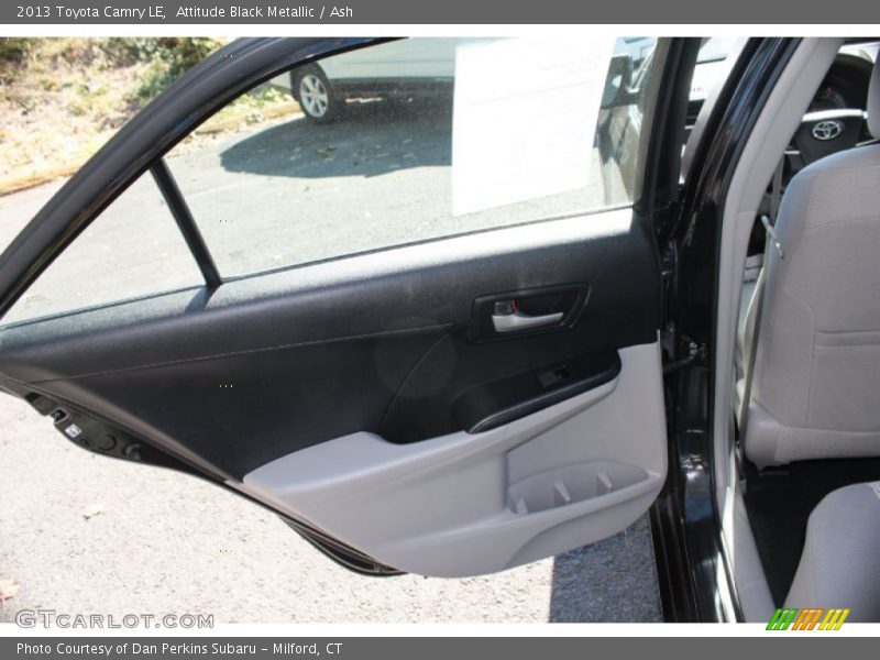 Attitude Black Metallic / Ash 2013 Toyota Camry LE