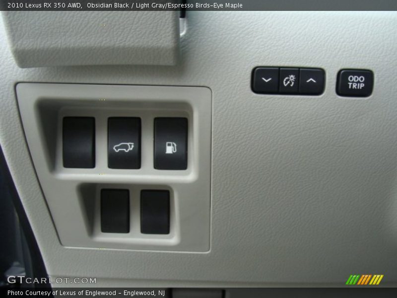 Obsidian Black / Light Gray/Espresso Birds-Eye Maple 2010 Lexus RX 350 AWD