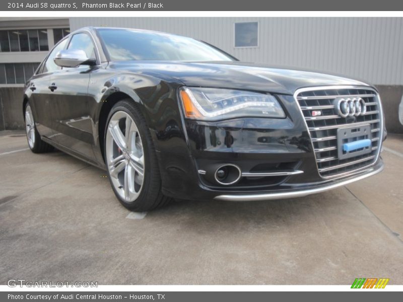 Phantom Black Pearl / Black 2014 Audi S8 quattro S