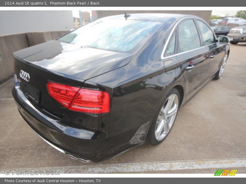  2014 S8 quattro S Phantom Black Pearl